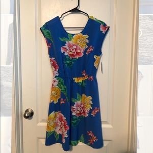 Old Navy. Dress